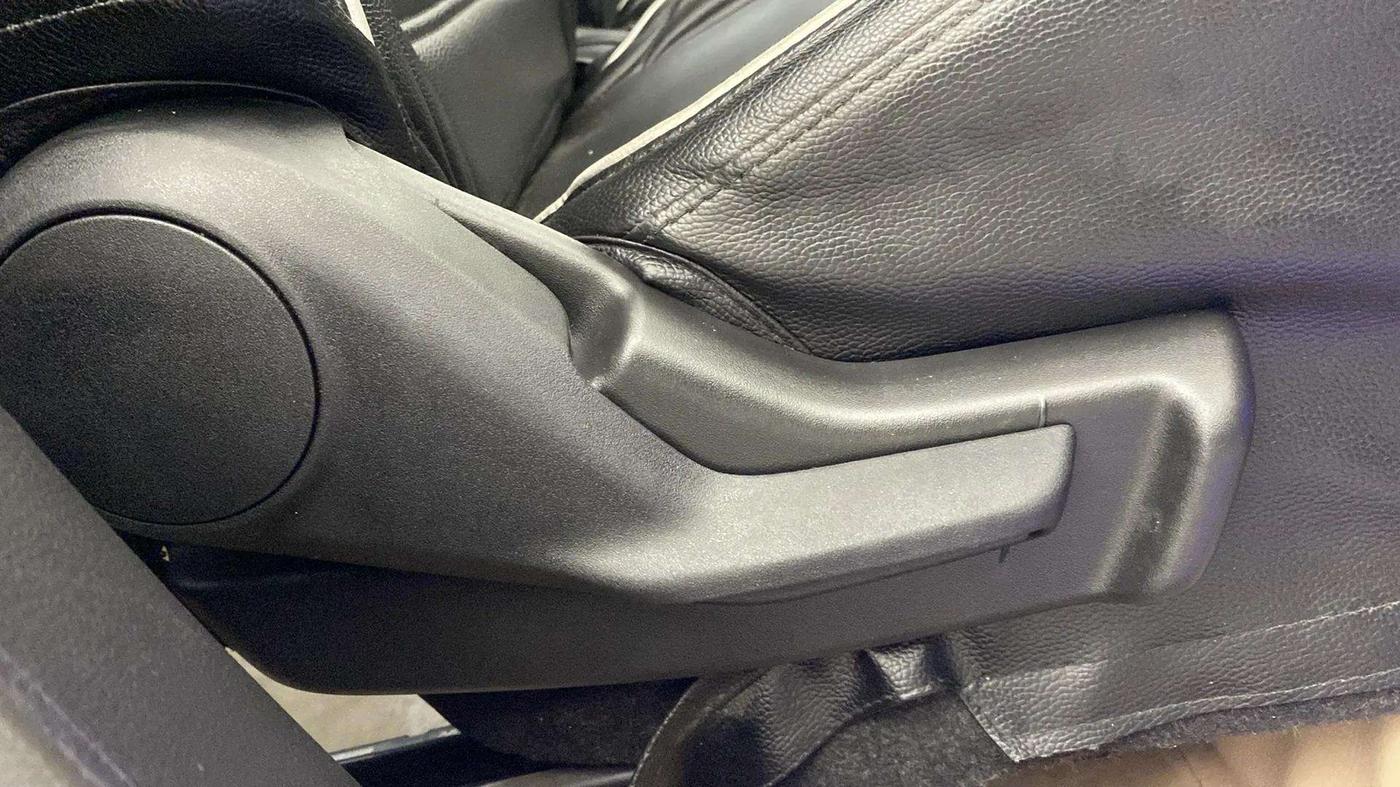 2023 Maruti Celerio ZXI, Petrol, Manual, 23,613 km, Driver Side Adjustment Panel