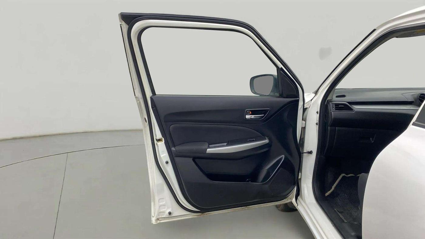 2018 Maruti Swift ZXI AMT, Petrol, Automatic, 54,999 km, LHS Front Door
