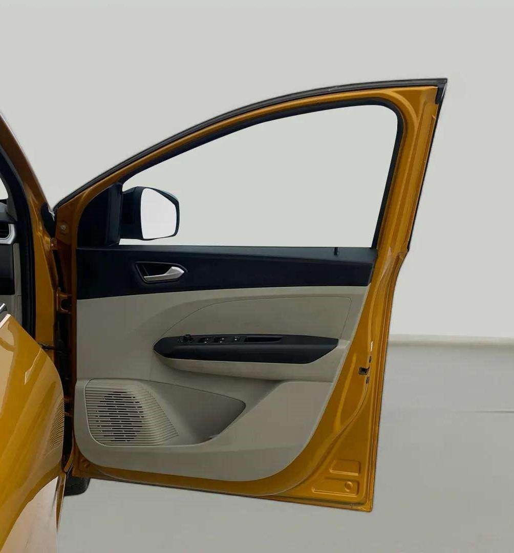 2022 Renault TRIBER RXZ, Petrol, Manual, 65,012 km, RHS Front Door