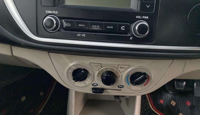2020 Maruti Alto VXI, Petrol, Manual, 31,071 km, AC Unit - Directional switch has minor damage