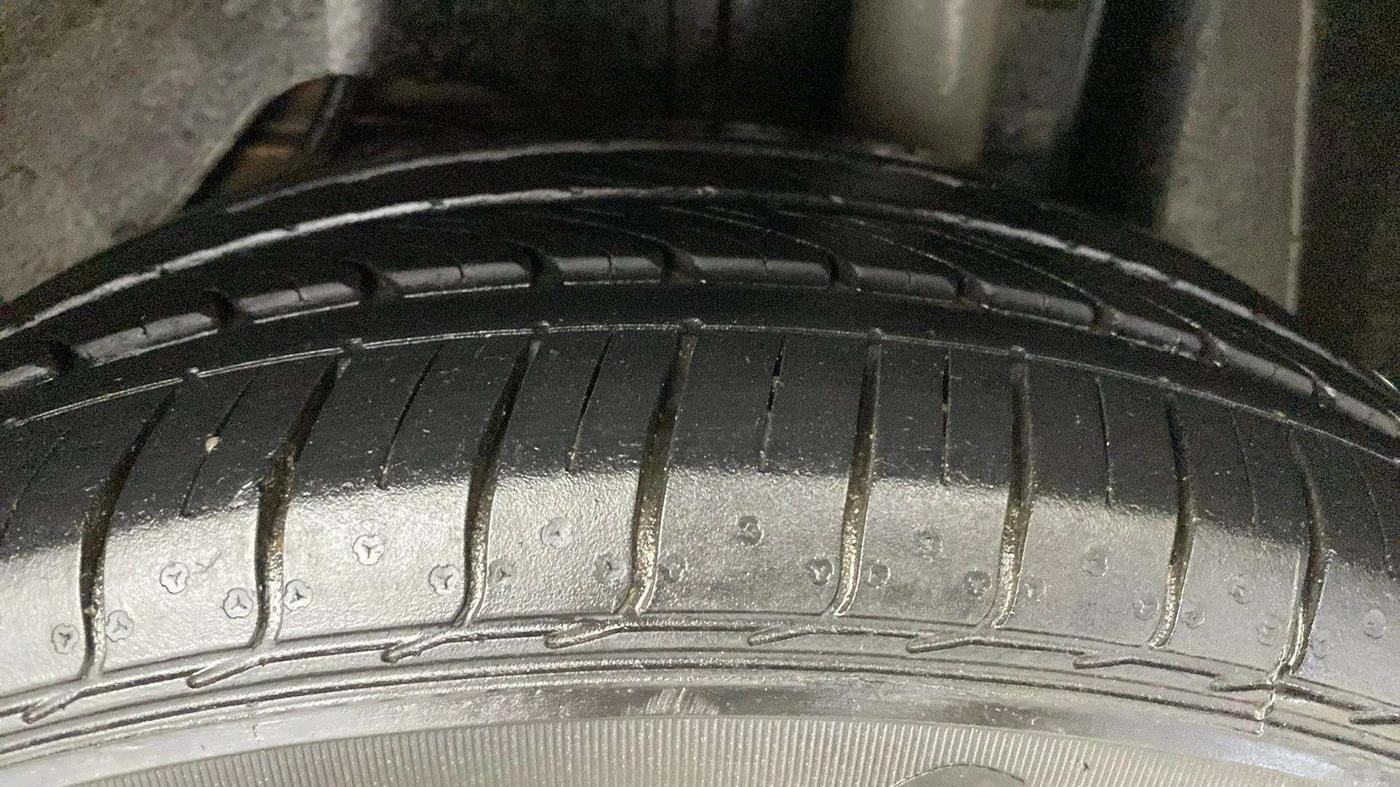 2021 Ford FREESTYLE TITANIUM PLUS 1.2 PETROL, Petrol, Manual, 23,132 km, Left Rear Tyre Tread