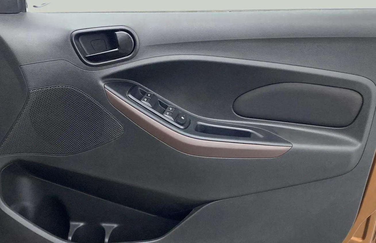 2021 Ford FREESTYLE TITANIUM PLUS 1.2 PETROL, Petrol, Manual, 23,132 km, Driver Side Door Panels Control