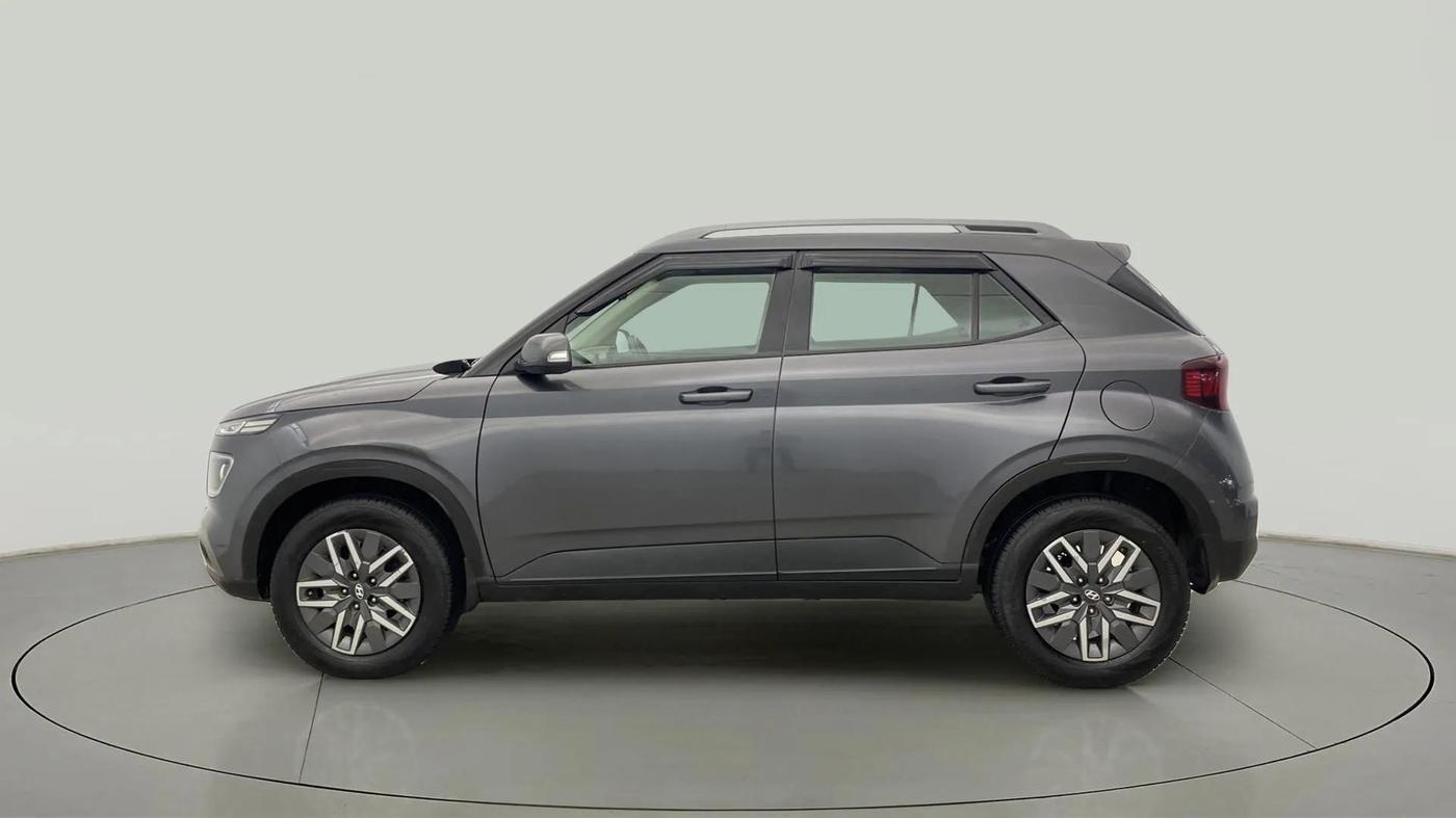 2021 Hyundai VENUE SX 1.5 CRDI, Diesel, Manual, 74,717 km, Left Side