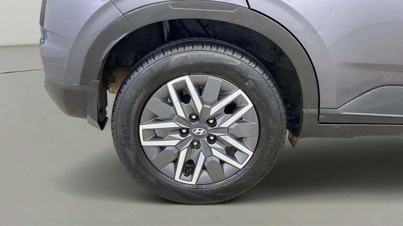 2021 Hyundai VENUE SX 1.5 CRDI, Diesel, Manual, 74,717 km, Right Rear Wheel