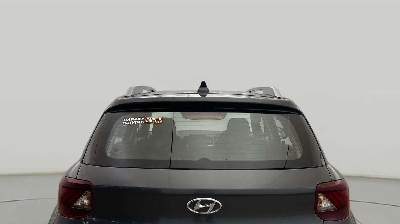 2021 Hyundai VENUE SX 1.5 CRDI, Diesel, Manual, 74,717 km, Rear Windshield