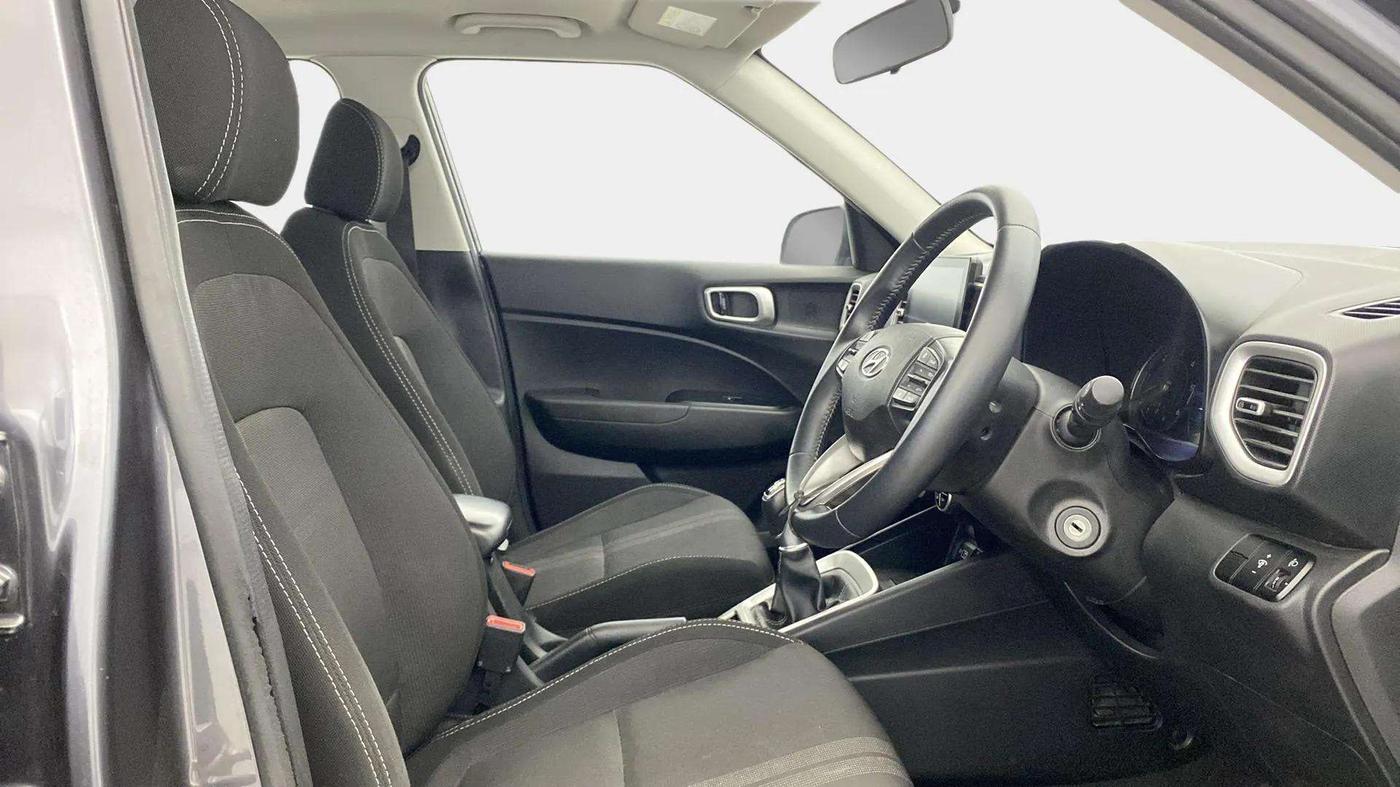 2021 Hyundai VENUE SX 1.5 CRDI, Diesel, Manual, 74,717 km, Right Side Front Door Cabin