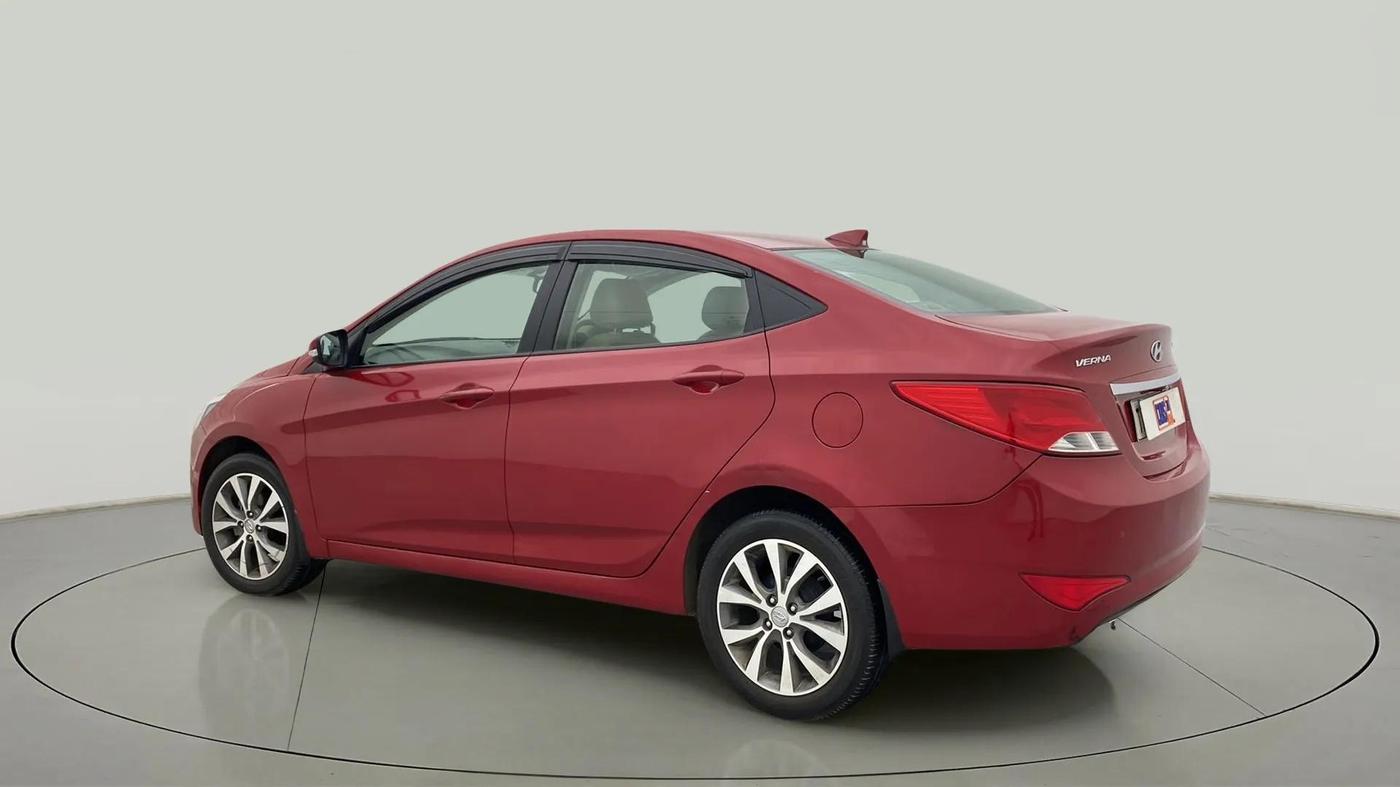 2017 Hyundai Verna 1.6 VTVT SX, Petrol, Manual, 30,785 km, Left Back Diagonal