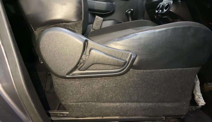 2021 Maruti S PRESSO VXI+, Petrol, Manual, 39,607 km, Driver Side Adjustment Panel