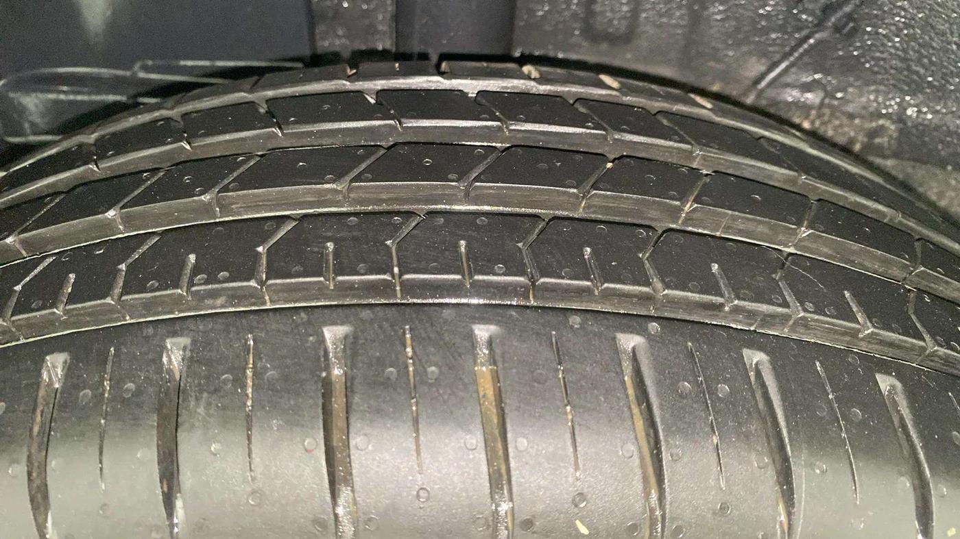 2023 Tata PUNCH ACCOMPLISHED MT, Petrol, Manual, 1,442 km, Right Rear Tyre Tread