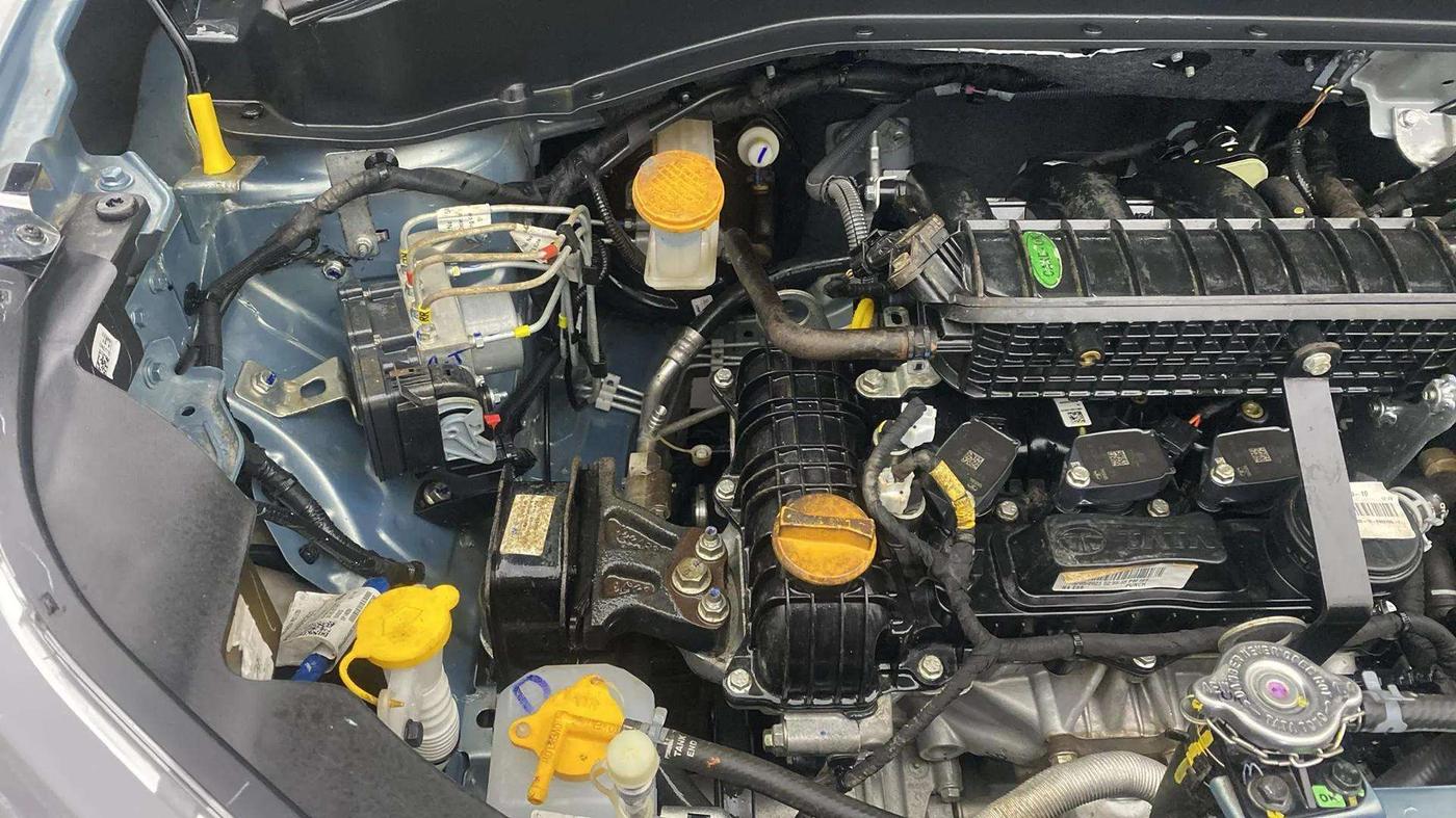 2023 Tata PUNCH ACCOMPLISHED MT, Petrol, Manual, 1,442 km, Engine View - Right