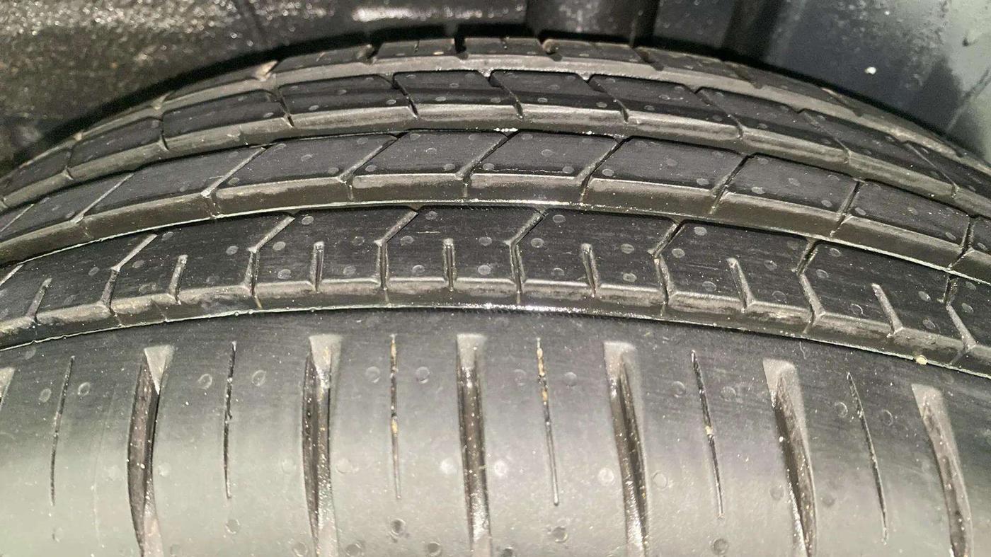 2023 Tata PUNCH ACCOMPLISHED MT, Petrol, Manual, 1,442 km, Left Rear Tyre Tread