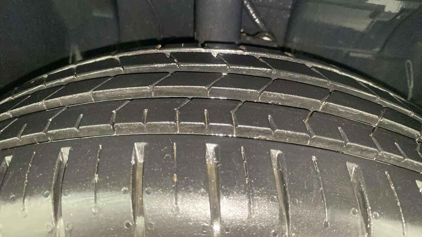 2023 Tata PUNCH ACCOMPLISHED MT, Petrol, Manual, 1,442 km, Right Front Tyre Tread