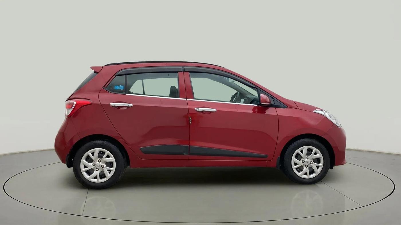 2020 Hyundai Grand i10 SPORTZ 1.2 KAPPA VTVT, Petrol, Manual, 50,204 km, Right Side View