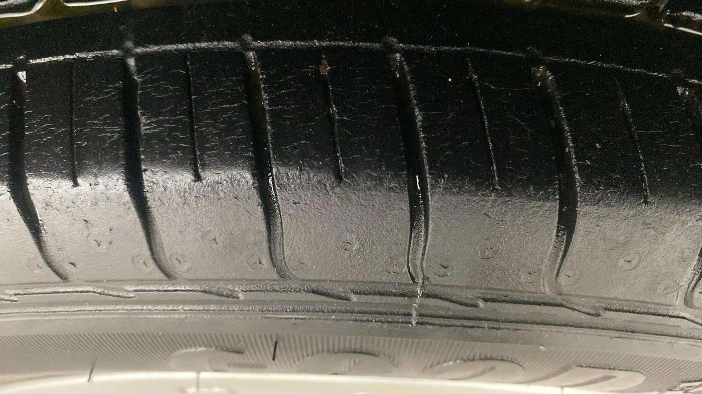 2019 Tata NEXON XM PETROL, Petrol, Manual, 23,946 km, Left Rear Tyre Tread