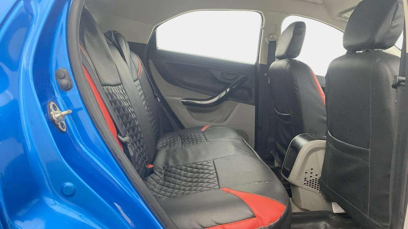 2019 Tata NEXON XM PETROL, Petrol, Manual, 23,946 km, Right Side Rear Door Cabin