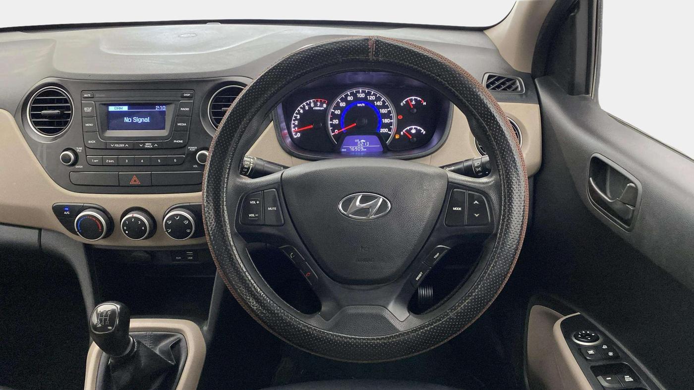 2019 Hyundai Grand i10 MAGNA 1.2 KAPPA VTVT, CNG, Manual, 76,866 km, Steering Wheel Close Up