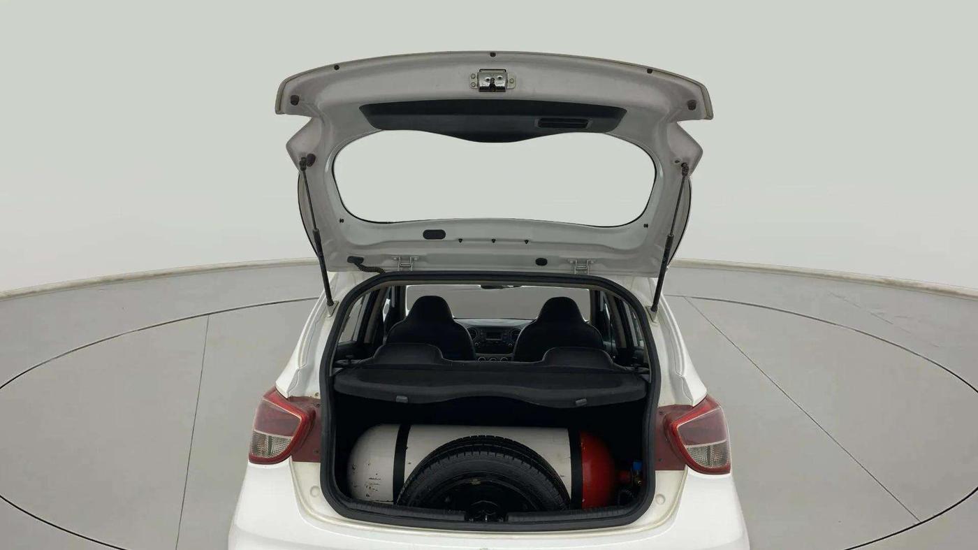 2019 Hyundai Grand i10 MAGNA 1.2 KAPPA VTVT, CNG, Manual, 76,866 km, Boot Door Open