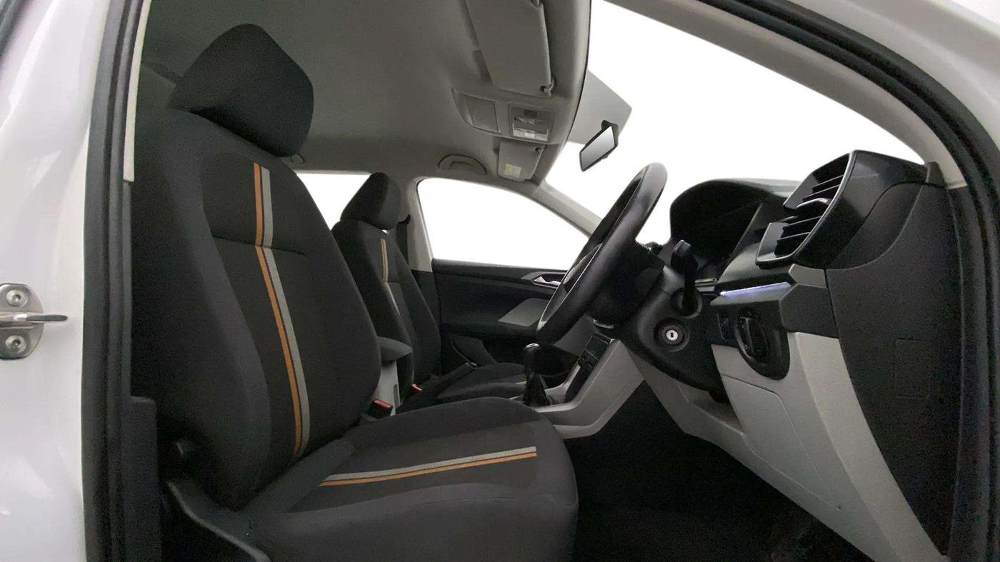 2021 Skoda KUSHAQ AMBITION 1.0L TSI MT, Petrol, Manual, 4,757 km, Right Side Front Door Cabin