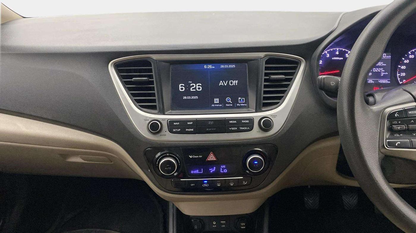 2018 Hyundai Verna 1.6 VTVT SX, Petrol, Manual, 49,987 km, Air Conditioner