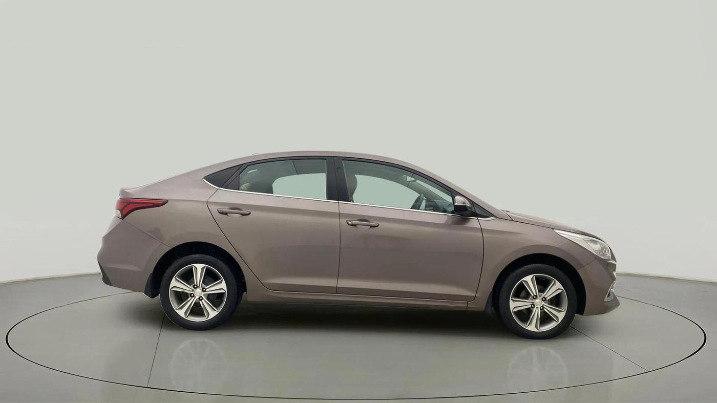2018 Hyundai Verna 1.6 VTVT SX, Petrol, Manual, 49,987 km, Right Side View
