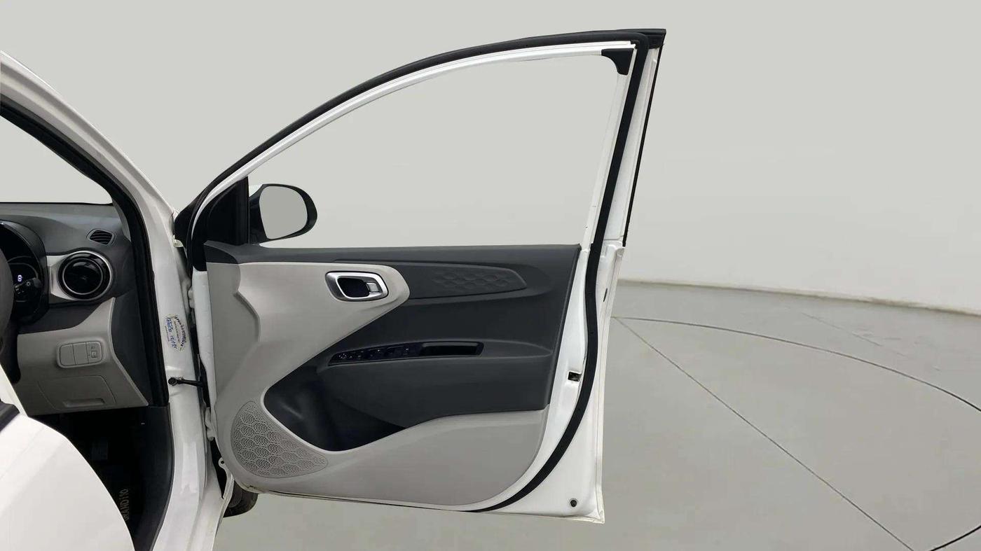 2019 Hyundai Grand i10 SPORTZ AT 1.2 KAPPA VTVT, Petrol, Automatic, 10,983 km, RHS Front Door