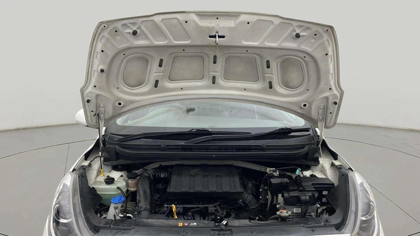 2019 Hyundai Grand i10 SPORTZ AT 1.2 KAPPA VTVT, Petrol, Automatic, 10,983 km, Open Bonet