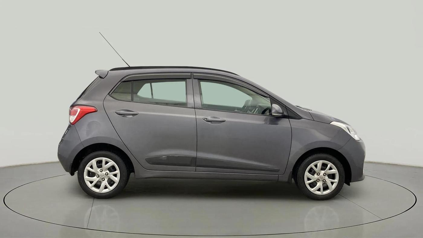 2019 Hyundai Grand i10 SPORTZ 1.2 KAPPA VTVT, Petrol, Manual, 36,821 km, Right Side View