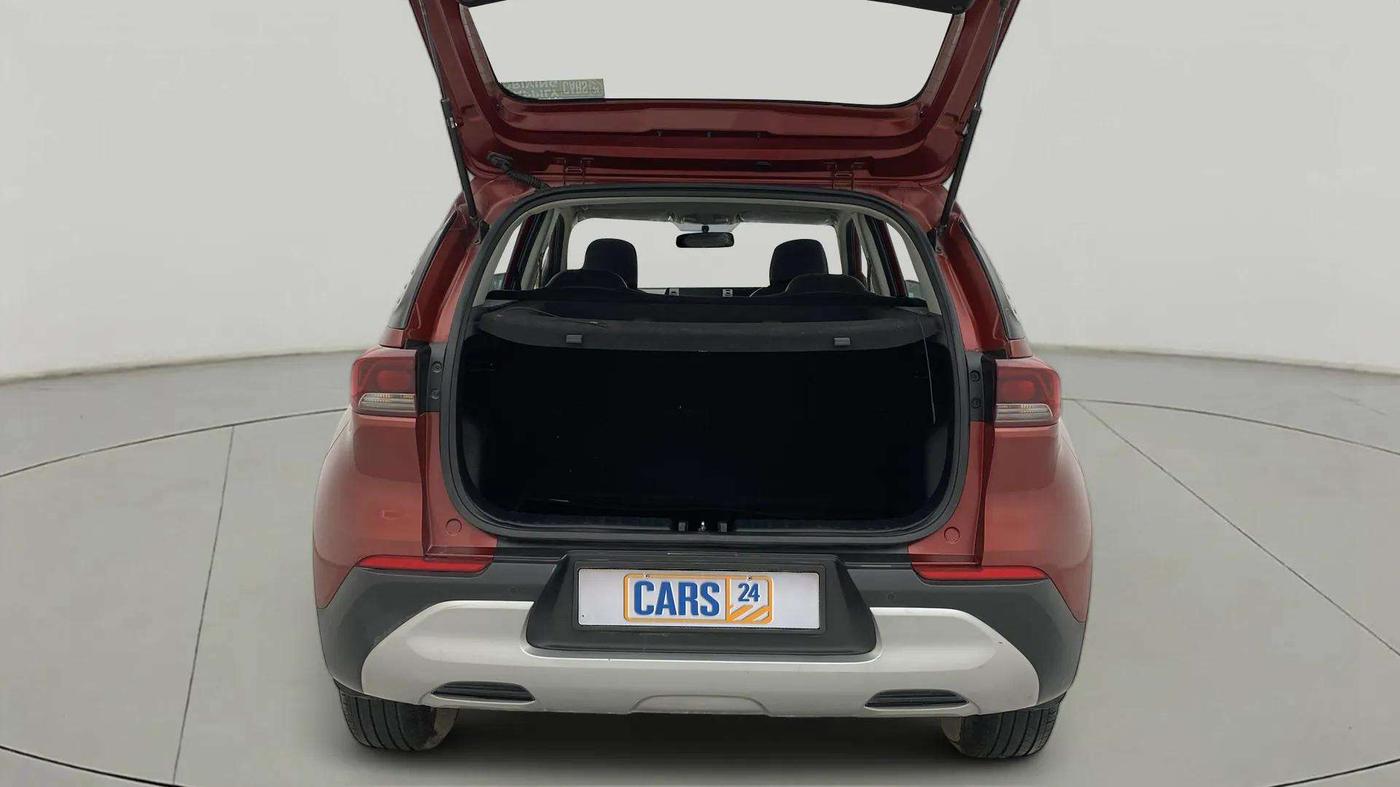 2020 KIA SONET HTK PLUS 1.2, Petrol, Manual, 33,546 km, Boot Inside
