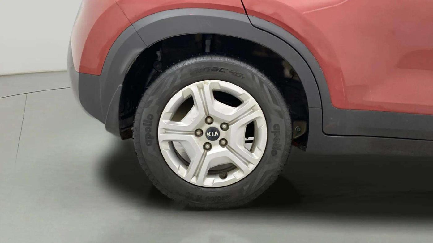 2020 KIA SONET HTK PLUS 1.2, Petrol, Manual, 33,546 km, Right Rear Wheel