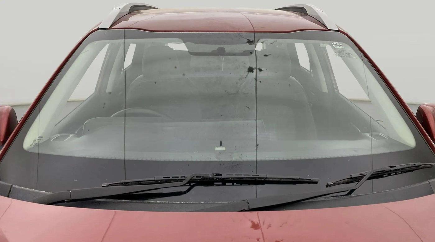 2020 KIA SONET HTK PLUS 1.2, Petrol, Manual, 33,546 km, Front Windshield