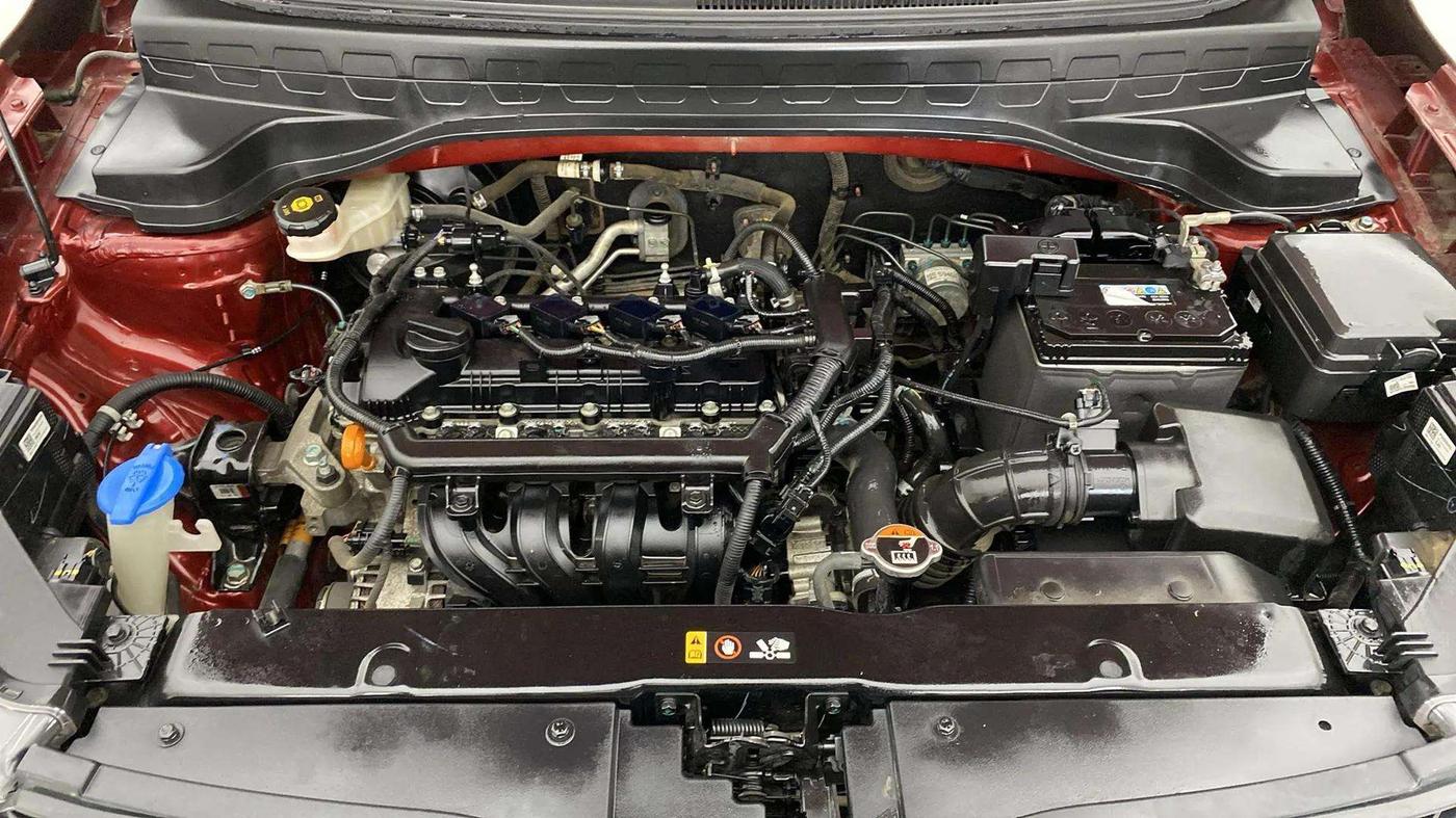 2020 KIA SONET HTK PLUS 1.2, Petrol, Manual, 33,546 km, Engine View