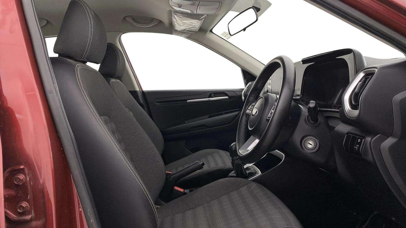 2020 KIA SONET HTK PLUS 1.2, Petrol, Manual, 33,546 km, Right Side Front Door Cabin