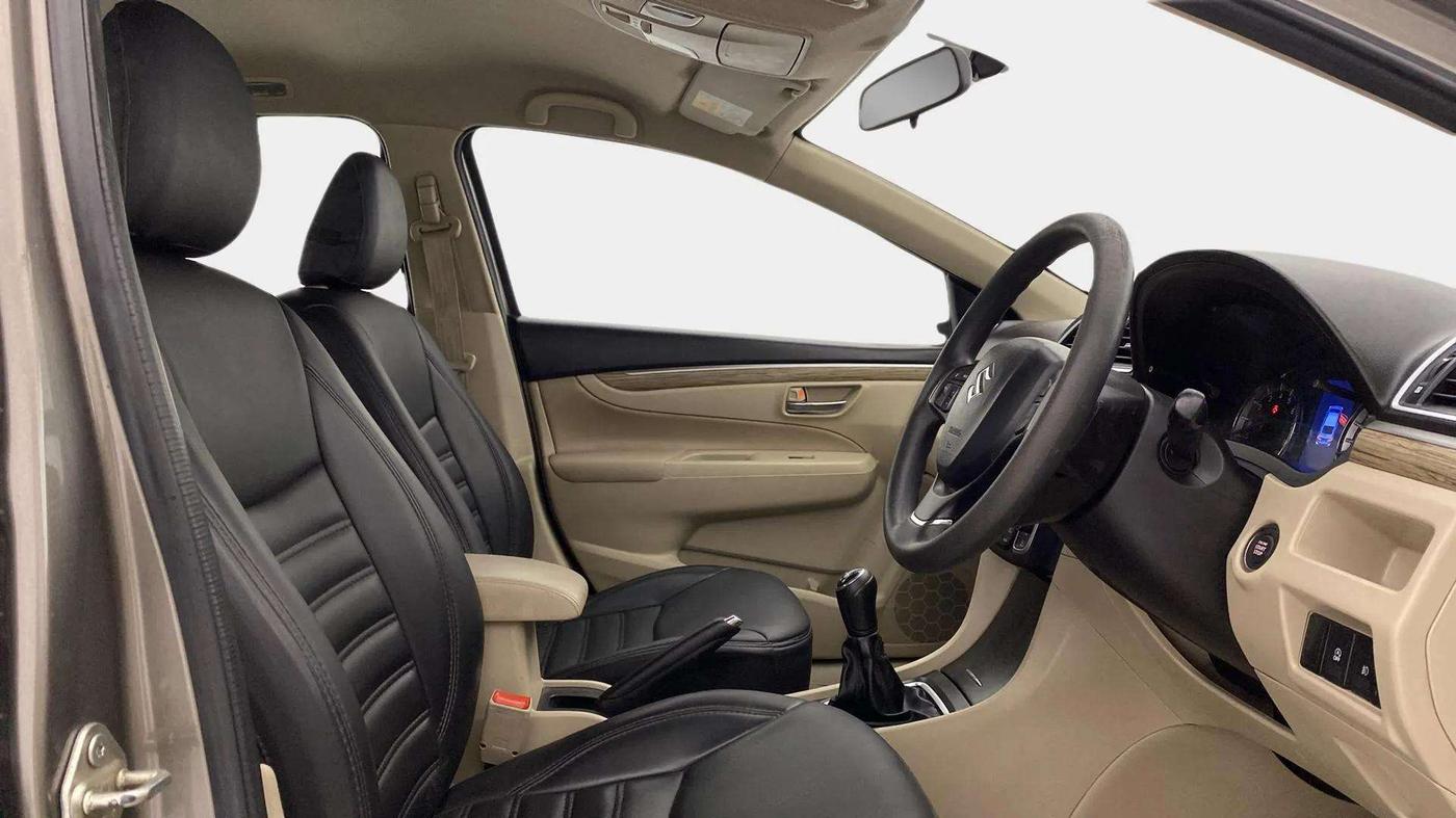 2021 Maruti Ciaz ZETA 1.5 SHVS MT PETROL, Petrol, Manual, 78,049 km, Right Side Front Door Cabin