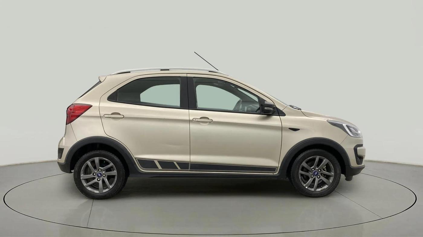 2018 Ford FREESTYLE TITANIUM 1.2 PETROL, Petrol, Manual, 79,514 km, Right Side View