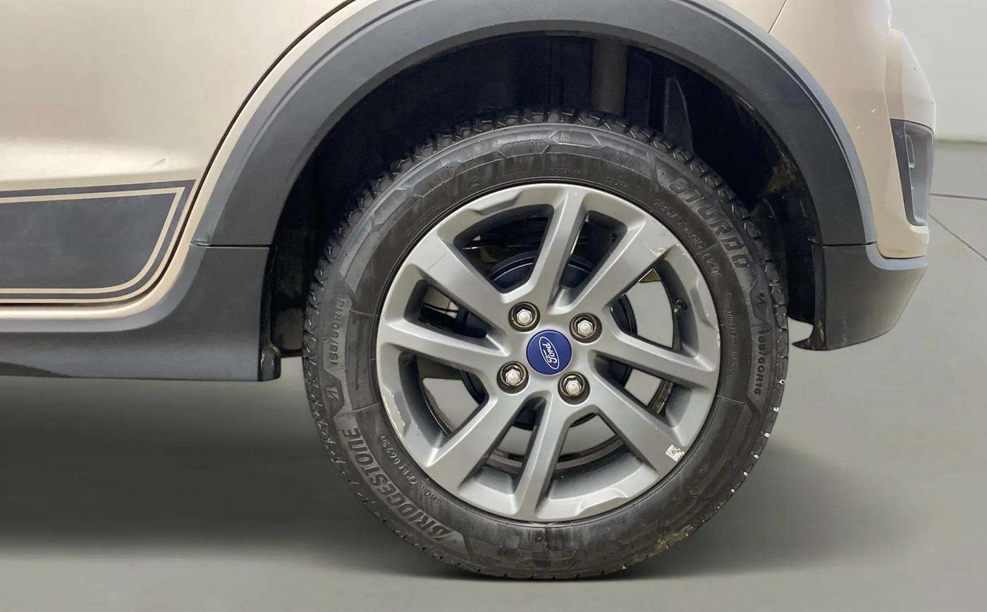 2018 Ford FREESTYLE TITANIUM 1.2 PETROL, Petrol, Manual, 79,514 km, Left Rear Wheel