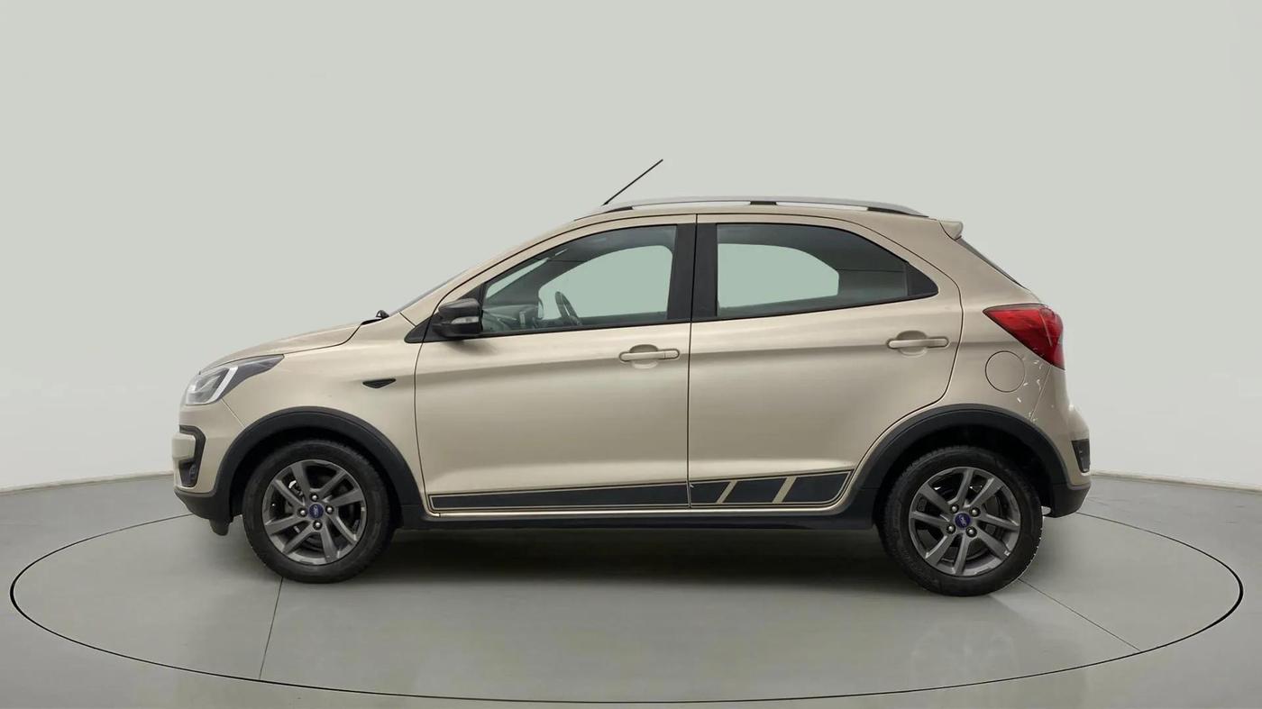 2018 Ford FREESTYLE TITANIUM 1.2 PETROL, Petrol, Manual, 79,514 km, Left Side
