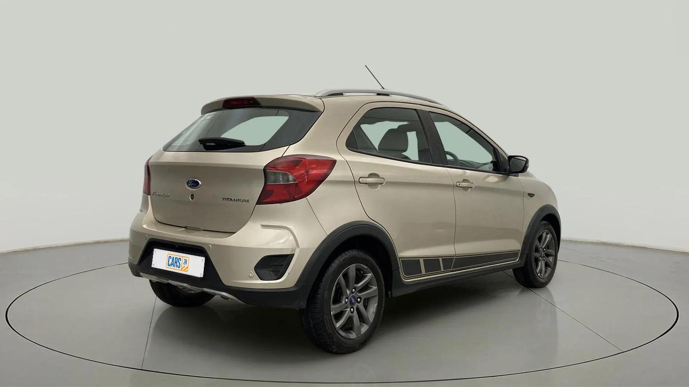 2018 Ford FREESTYLE TITANIUM 1.2 PETROL, Petrol, Manual, 79,514 km, Right Back Diagonal