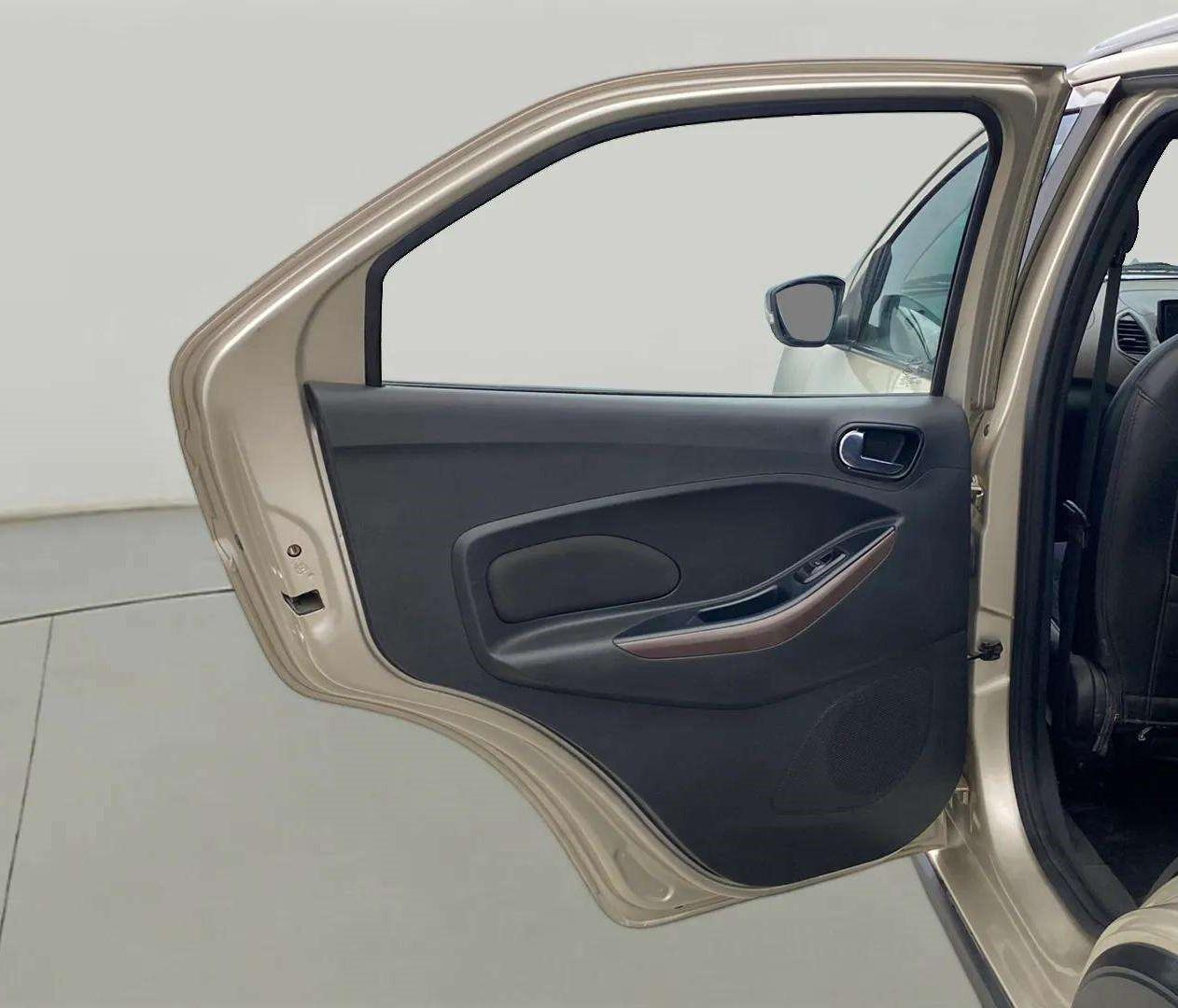 2018 Ford FREESTYLE TITANIUM 1.2 PETROL, Petrol, Manual, 79,514 km, LHS Rear Door