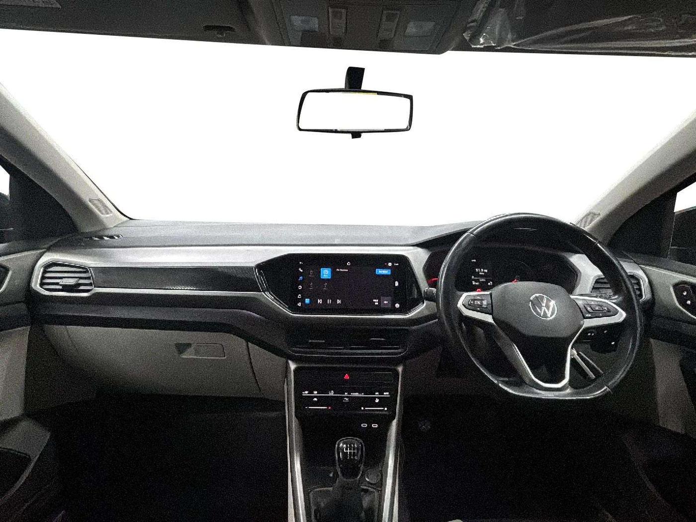 2022 Volkswagen TAIGUN HIGHLINE 1.0 TSI MT, Petrol, Manual, 38,586 km, Dashboard