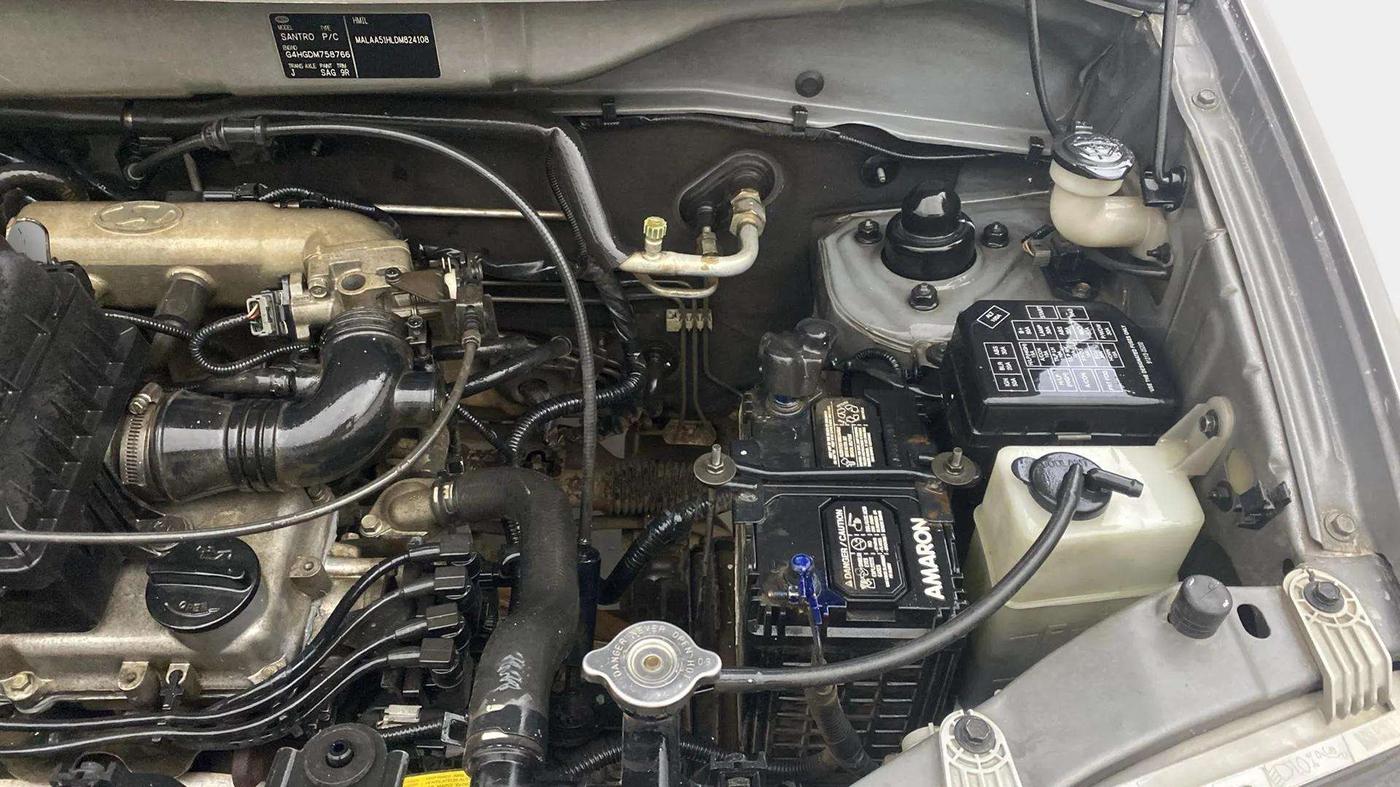 2013 Hyundai Santro Xing GLS, Petrol, Manual, 65,670 km, Engine View - Left