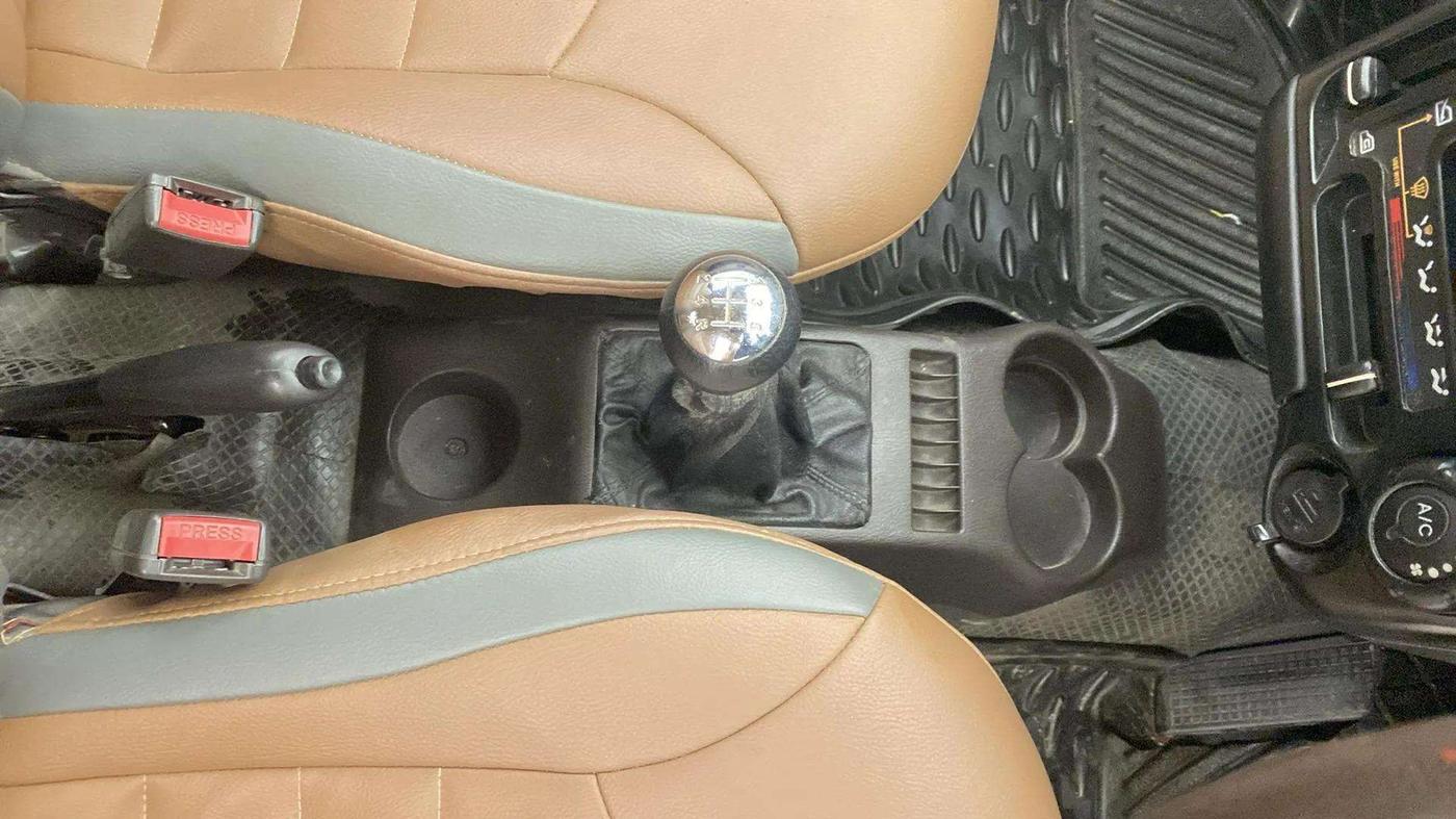 2013 Hyundai Santro Xing GLS, Petrol, Manual, 65,670 km, Gear Lever