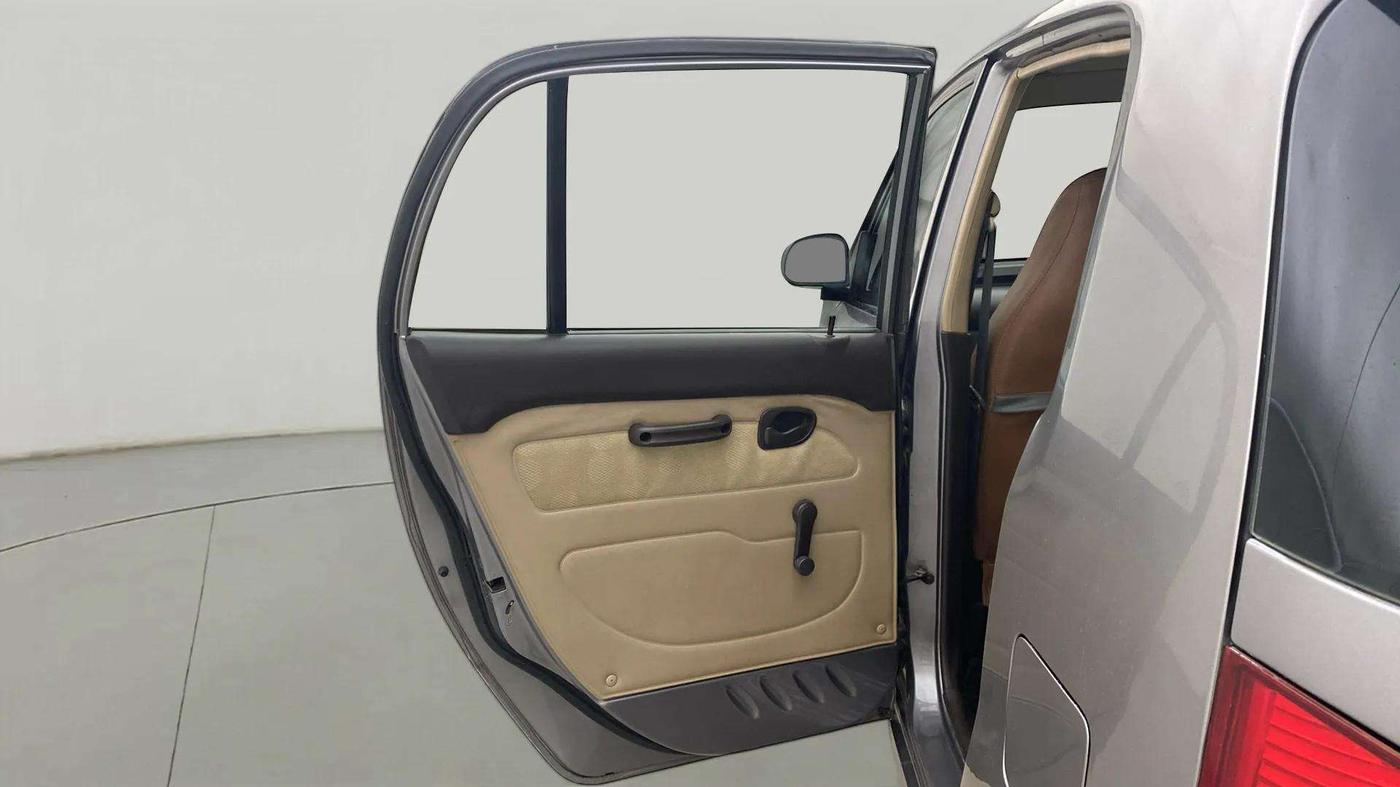 2013 Hyundai Santro Xing GLS, Petrol, Manual, 65,670 km, LHS Rear Door