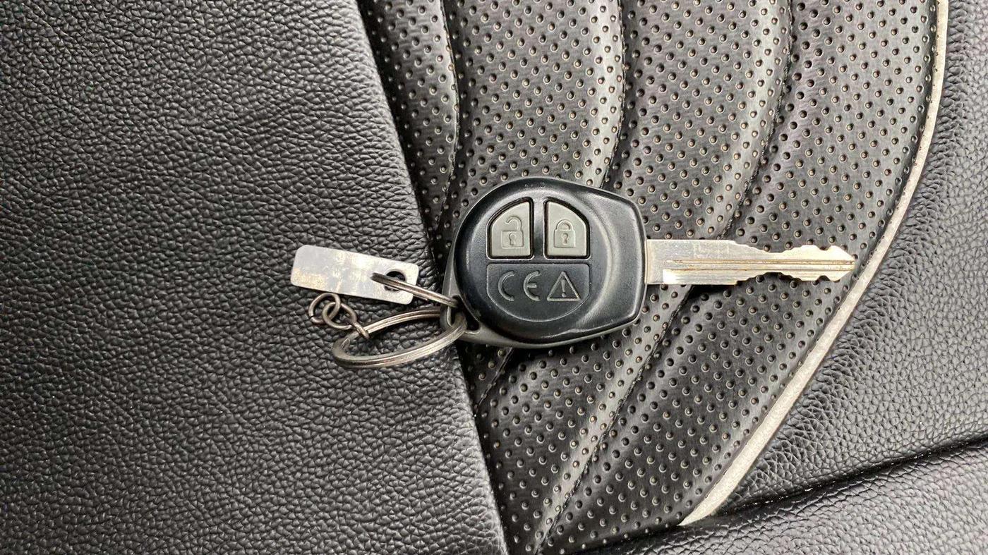 2021 Maruti Swift VXI, Petrol, Manual, 31,281 km, Key Close Up