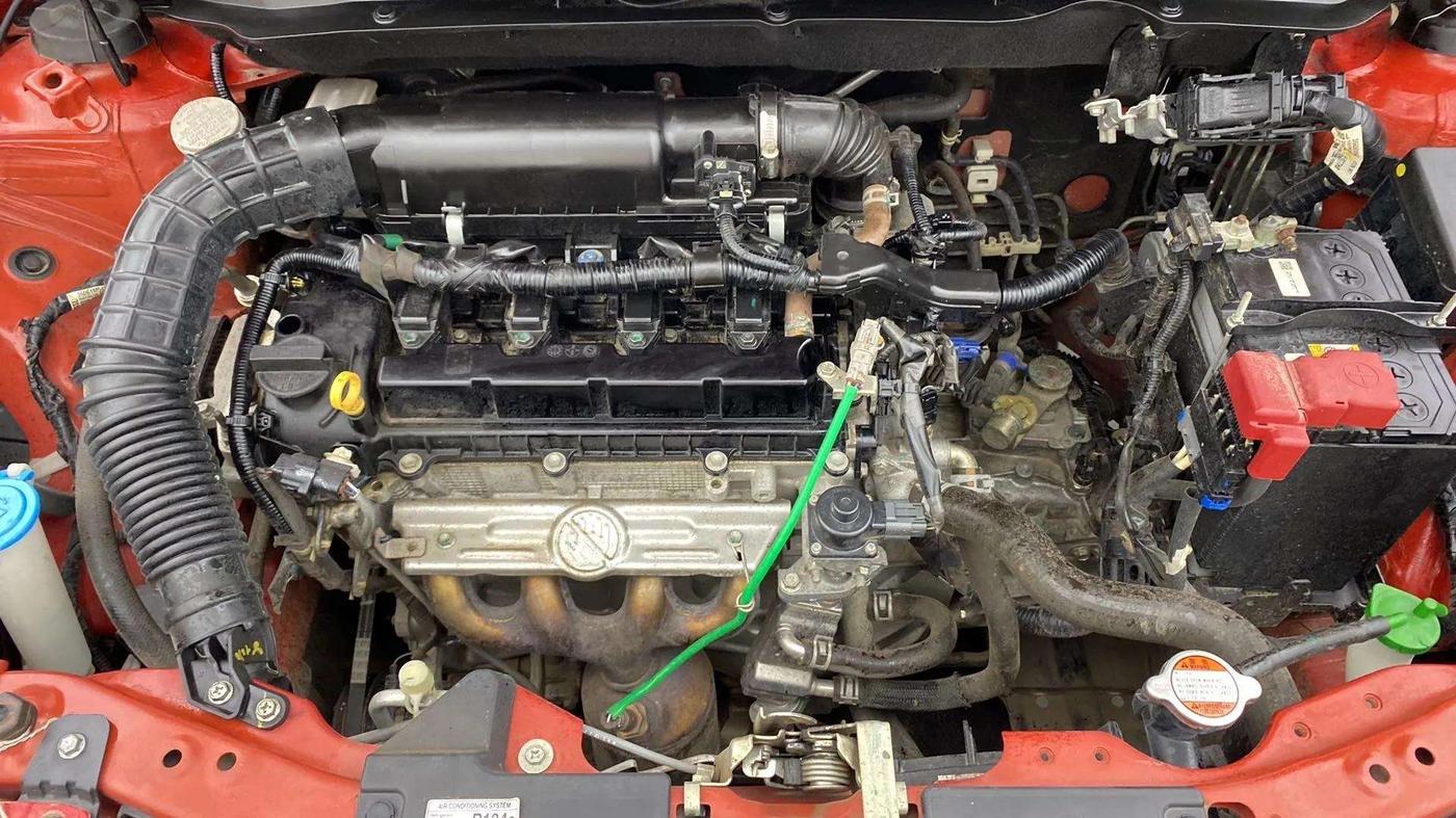 2021 Maruti Swift VXI, Petrol, Manual, 31,281 km, Engine View