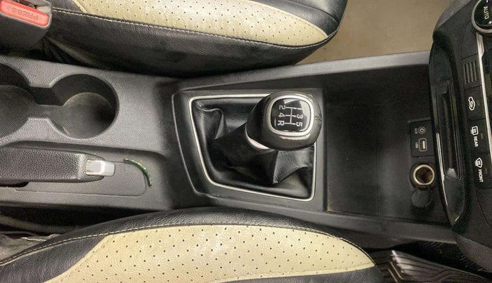 2014 Hyundai Elite i20 SPORTZ 1.2 (O), Petrol, Manual, 64,061 km, Gear Lever