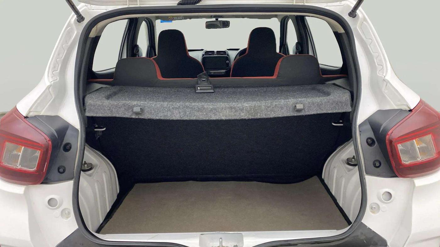 2022 Renault Kwid RXT 1.0 AMT, Petrol, Automatic, 18,435 km, Boot Inside