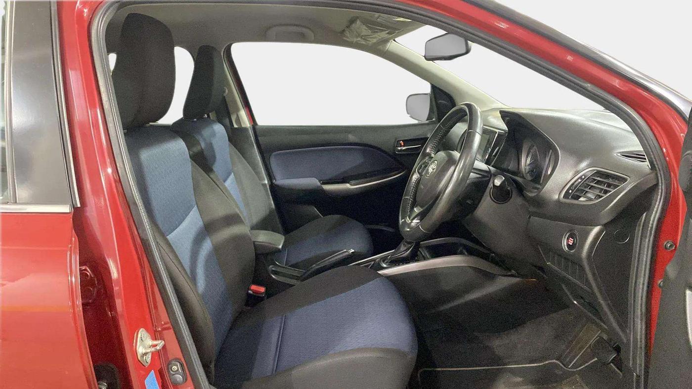 2019 Toyota Glanza V CVT, Petrol, Automatic, 40,957 km, Right Side Front Door Cabin