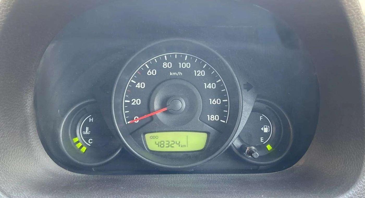 2017 Hyundai Eon ERA +, Petrol, Manual, 48,329 km, Odometer Image
