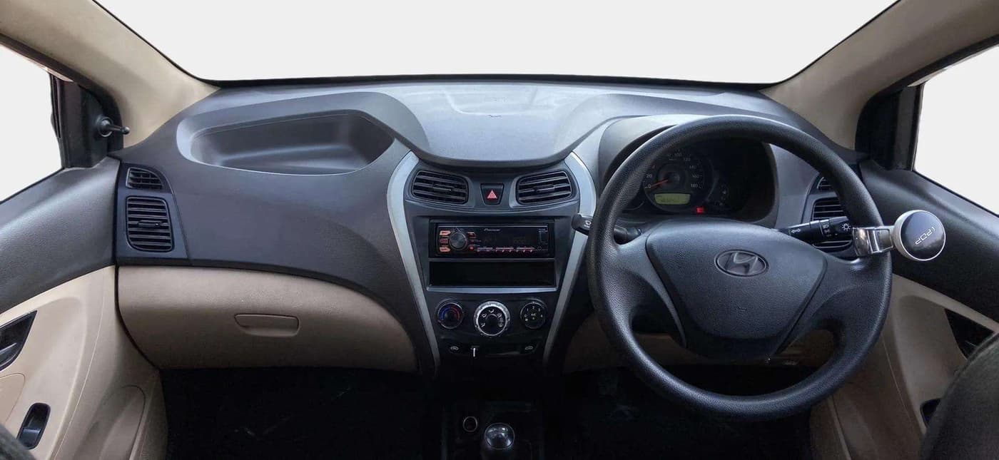 2017 Hyundai Eon ERA +, Petrol, Manual, 48,329 km, Dashboard