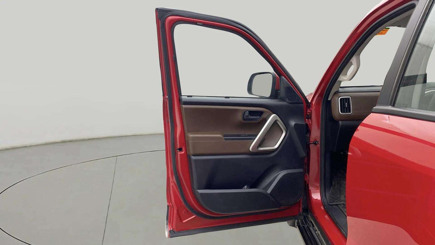 2023 Mahindra SCORPIO-N Z6 DIESEL AT 2WD 7 STR, Diesel, Automatic, 15,479 km, LHS Front Door